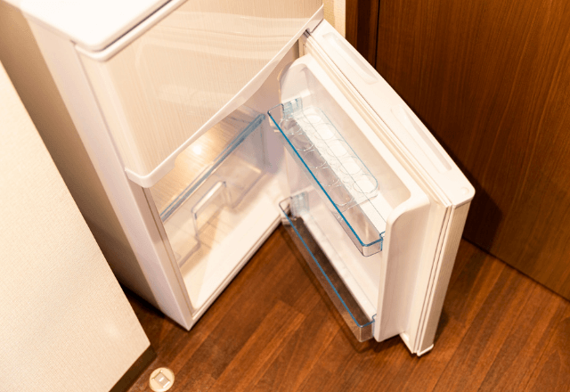 「残飯は残飯だろ（笑）」作り置きを“ゴミ扱い”した夫。数日後⇒帰宅した夫が【冷蔵庫を見て絶句】したワケ…