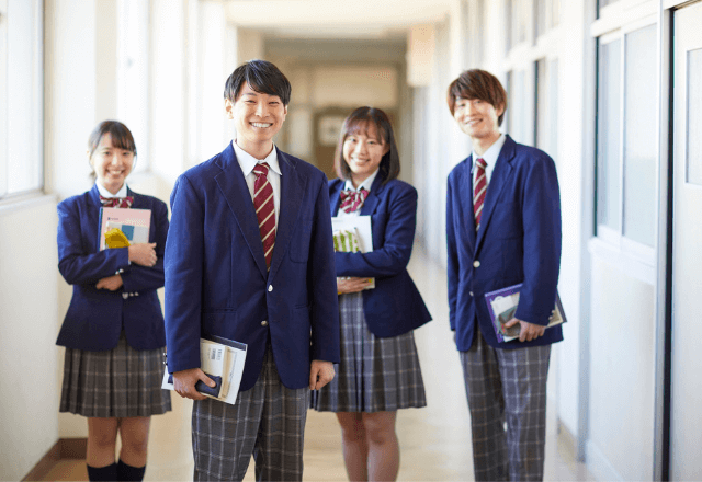 高校生の入学祝いどうする？喜ばれる贈り物と相場を紹介