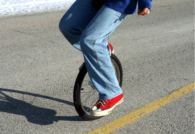 一輪車の上達法と親のサポート術！正しい選び方と練習のコツ