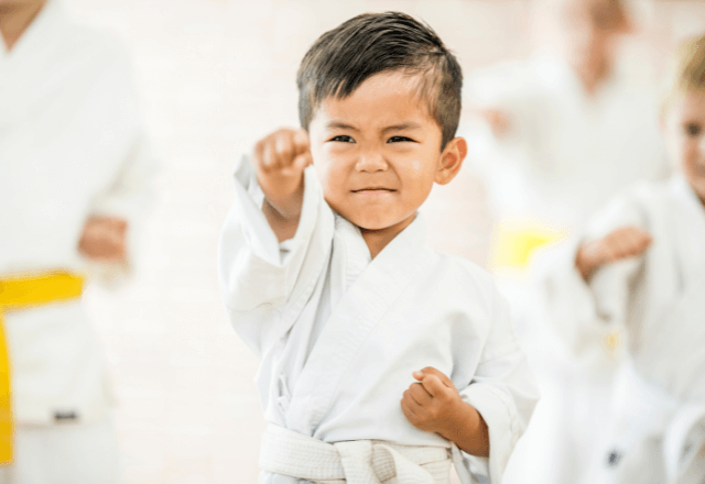 子どもの空手スタートガイド：いつから？どれくらいの費用が？選び方のコツは？