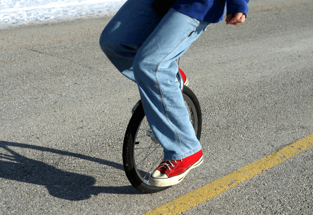 一輪車で子どもと楽しむ！効果的な練習法とサポートの仕方