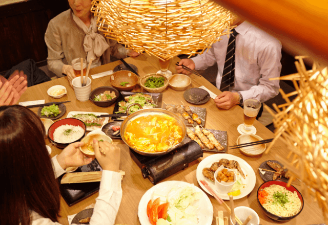 飲み会で…毎回“会計前”に逃げる上司「俺、途中参加なんで（笑）」⇒次回、全員で【置き去り】にした結果（笑）