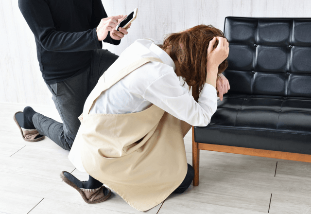 入社式で…歓迎ムードで待つ先輩たち。しかし直後⇒電話越しに放たれた新人の【あり得ない一言】に全員唖然…