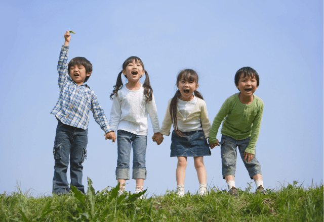子どもへ上手に挨拶を教えよう！自発的な習慣を育むためのステップ