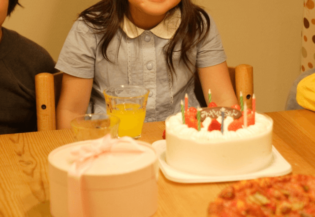 義母「プレゼント？ないわよ」誕生日の娘「え…」直後⇒「もう他人だね」夫が“即帰宅”を決めて―！？