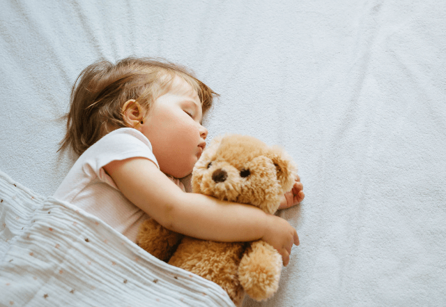 子どもの自立を育むひとり寝開始のタイミングと進め方