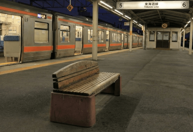 駅で…泥酔状態の私を介抱した女性「検査して」私「大げさな…」従った結果⇒【衝撃の診断】に「嘘でしょ…」