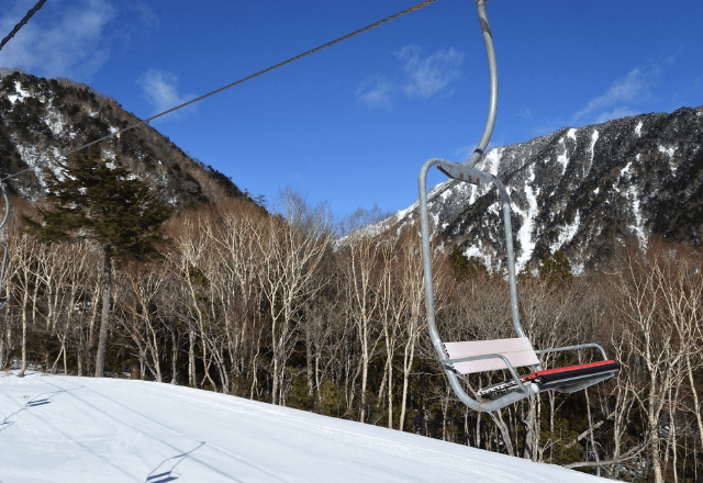 「予約済みだ！」産後の嫁をスキー旅行に誘う義両親。準備中⇒「夜泣きしたら…」義父の指示に夫も青ざめて…