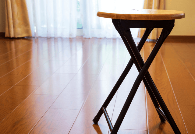 「息ができない…病院に…」椅子から転倒した妻を無視して朝帰りした結果⇒娘「お母さんが…」震えたワケ…