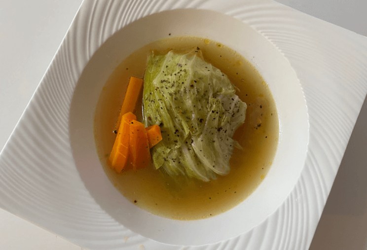 「いい嫁」を演じるのをやめた夜、8分で心をリセットするハンバーグレシピ