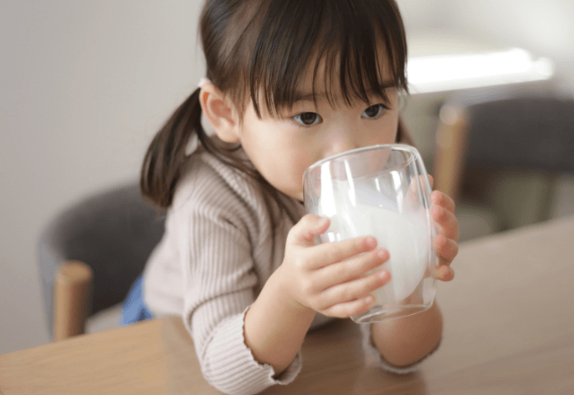 【管理栄養士監修】カルシウムの吸収を妨げる栄養素とは？子どもの成長をサポートする食事法