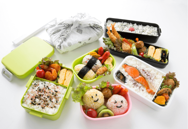 幼稚園のお弁当箱をピカピカに！汚れに合わせた上手な洗い方