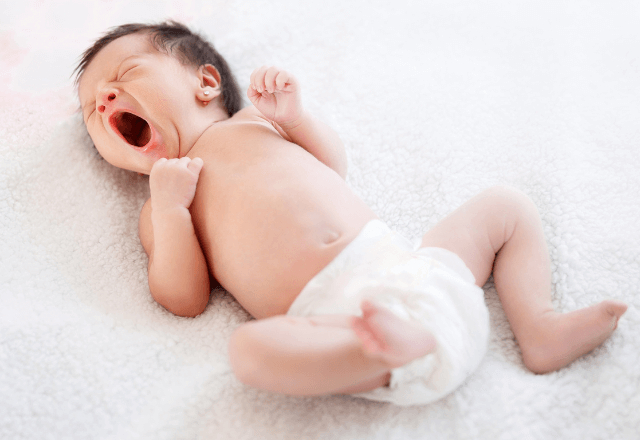 気になる赤ちゃんのしゃっくり！原因や止め方、予防のコツを紹介