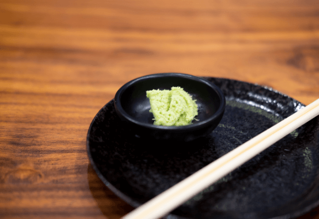 寿司屋で…私「家族4人、個室で予約を」店員「はい」だが当日⇒「嫌なら帰って下さい」退店を促されて―！？