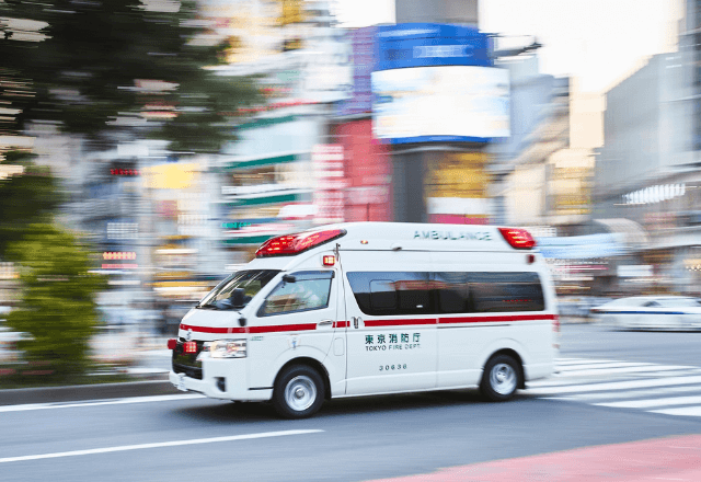 母が緊急搬送され…夫「介護がんば！あと、離婚で（笑）」妻「喜んで！」直後⇒”勘違い”に気づいた夫「やっぱなし！」