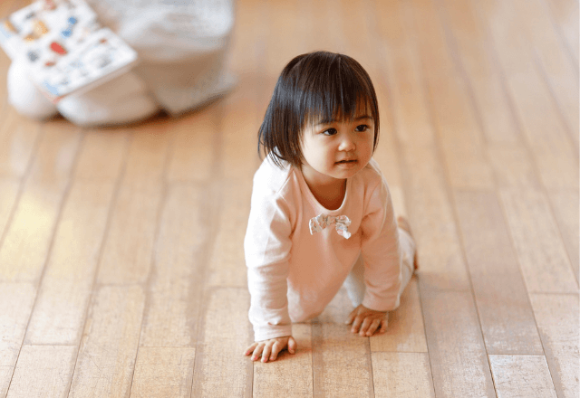 赤ちゃんの後追いへの対策！タイプ別の安心ヒント