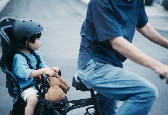 子どもを安全に乗せる！自転車利用の基本ルールとは