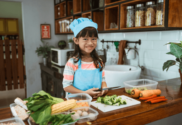 ピーラーは子どものお手伝いに最適！その理由とは？