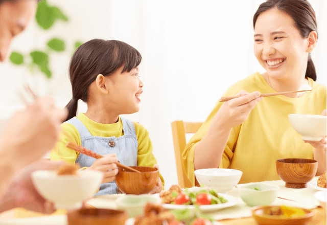 一生の宝物に！お箸の練習で子どもの脳を育むコツと正しい持ち方