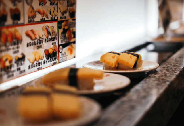 回転寿司で…私「頼んだポテトまだですか？」店員「すぐ届けます！」直後⇒まさかの“提供の裏側”に絶句…