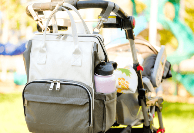 お出かけがもっと楽に！ベビーカードリンクホルダーの選び方