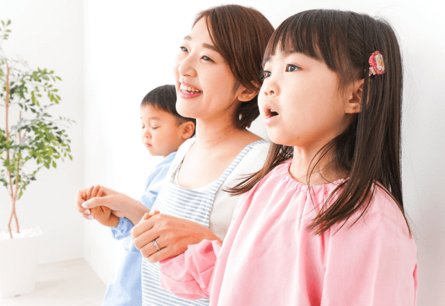 子どもが自然と挨拶できる子に！日常で楽しく習慣化する教え方のコツ