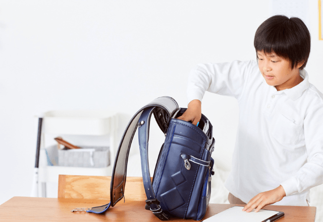 おやこで快適！リビング学習が整う収納アイデアとランドセルの置き場所