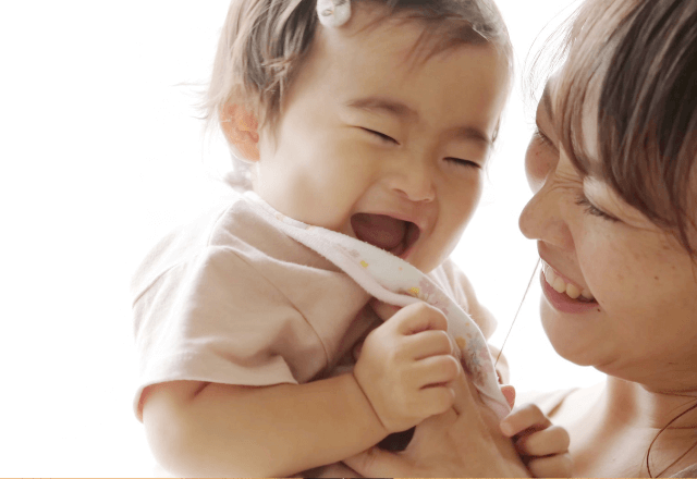 幼児期の心の成長を支える！スキンシップ遊びで心もほっこり