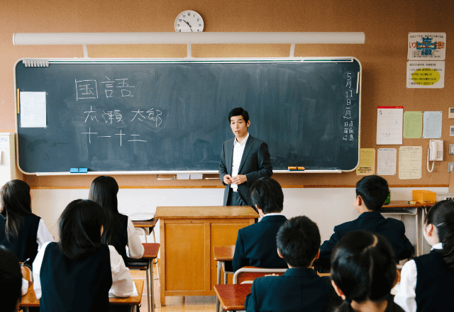 学校の先生は忙しい。どうやってコンタクトをとればよい？