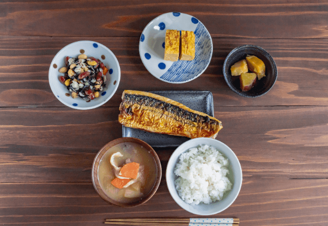 毎食”一汁三菜”を作る妻に…夫「今日これだけ？」あまりの爆弾発言に→妻「今、なんて？」