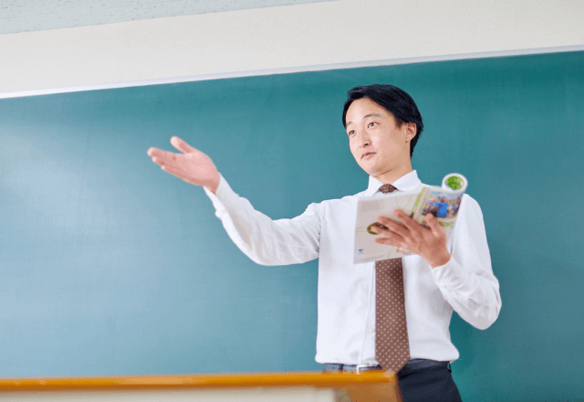 どうして小学校の先生は「〇〇さん」と呼ぶの？元小学校教諭が教える明快な理由