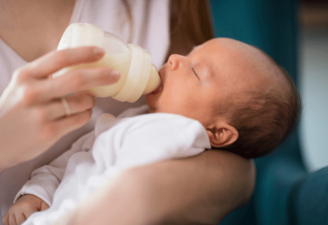 哺乳瓶消毒、毎日必要？正しい方法と適切な卒業タイミング