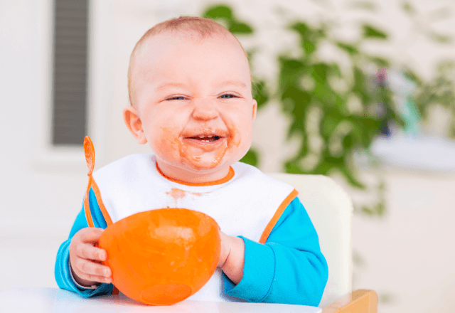 毎日の食事をもっと楽に！食べこぼしマットの活用術