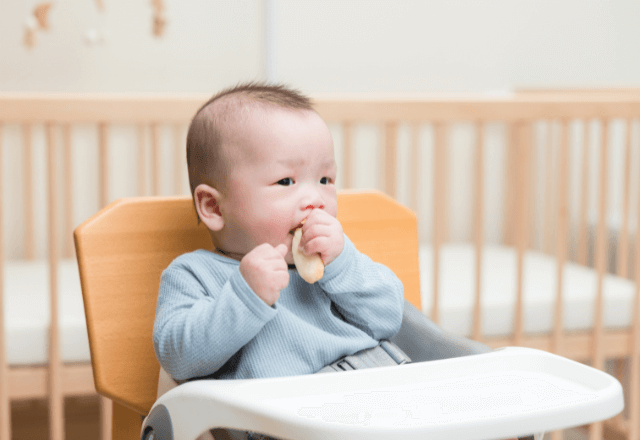 ベビーチェアクッションは必要？選び方と簡単手作りアイデア