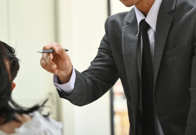新社長「派遣なんて使い捨て！無能に払う給料はない（笑）」俺「じゃあやめます」後日⇒”俺の正体”を知って…「嘘だろ」