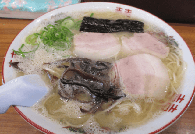 ラーメン屋で…「これ、味噌じゃねえだろ！」と怒鳴る男性。その直後⇒店内が“笑いに包まれた”ワケとは…
