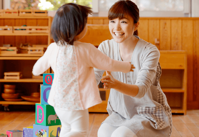 忙しい夕方の「見て見て！」はコレで解決。保育士が実践する、子どもが大満足する"5秒の法則"