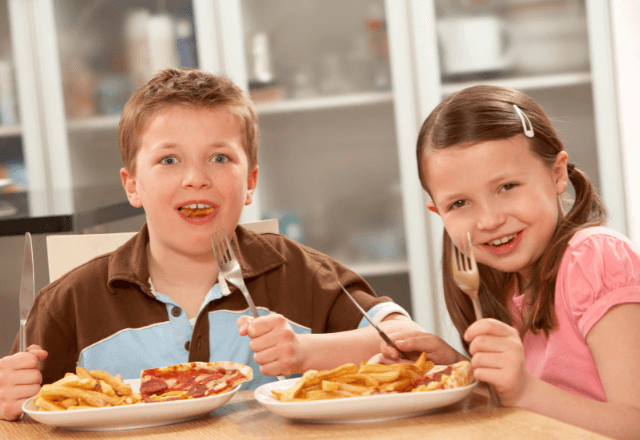 子どももパパも大満足！家族みんなが喜ぶ絶品肉料理レシピ3選