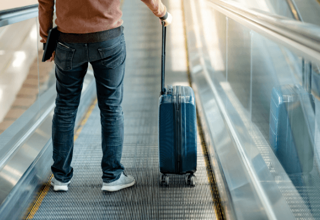 浮気旅行の口実に…夫「母さんが亡くなった！しばらく実家帰る！」「はーい」だが帰宅後⇒【衝撃の展開】に夫「え」